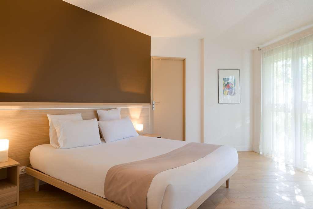 Hotel Le Barry, Toulouse Nord Gratentour الغرفة الصورة