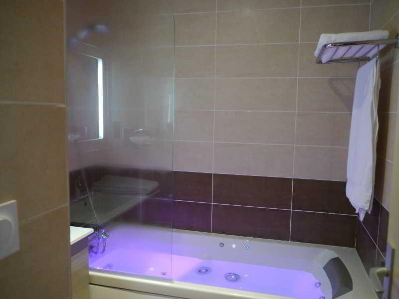 Hotel Le Barry, Toulouse Nord Gratentour المظهر الخارجي الصورة